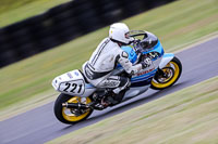 enduro-digital-images;event-digital-images;eventdigitalimages;mallory-park;mallory-park-photographs;mallory-park-trackday;mallory-park-trackday-photographs;no-limits-trackdays;peter-wileman-photography;racing-digital-images;trackday-digital-images;trackday-photos
